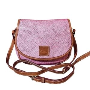 Dooney and Bourke Rare Saddle Flap Bag in Pink Glimmer